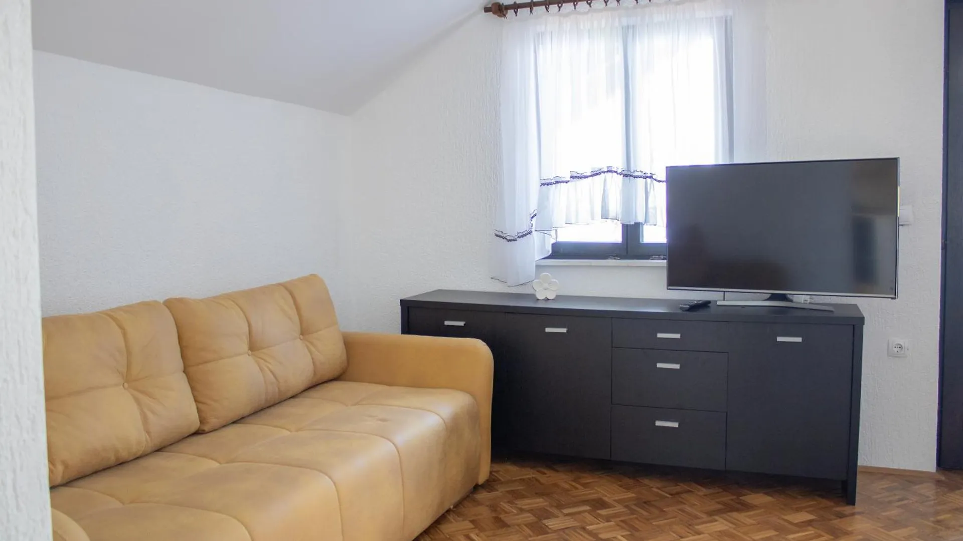 بيت للعطل House Private Beach بيبينيا كرواتيا
