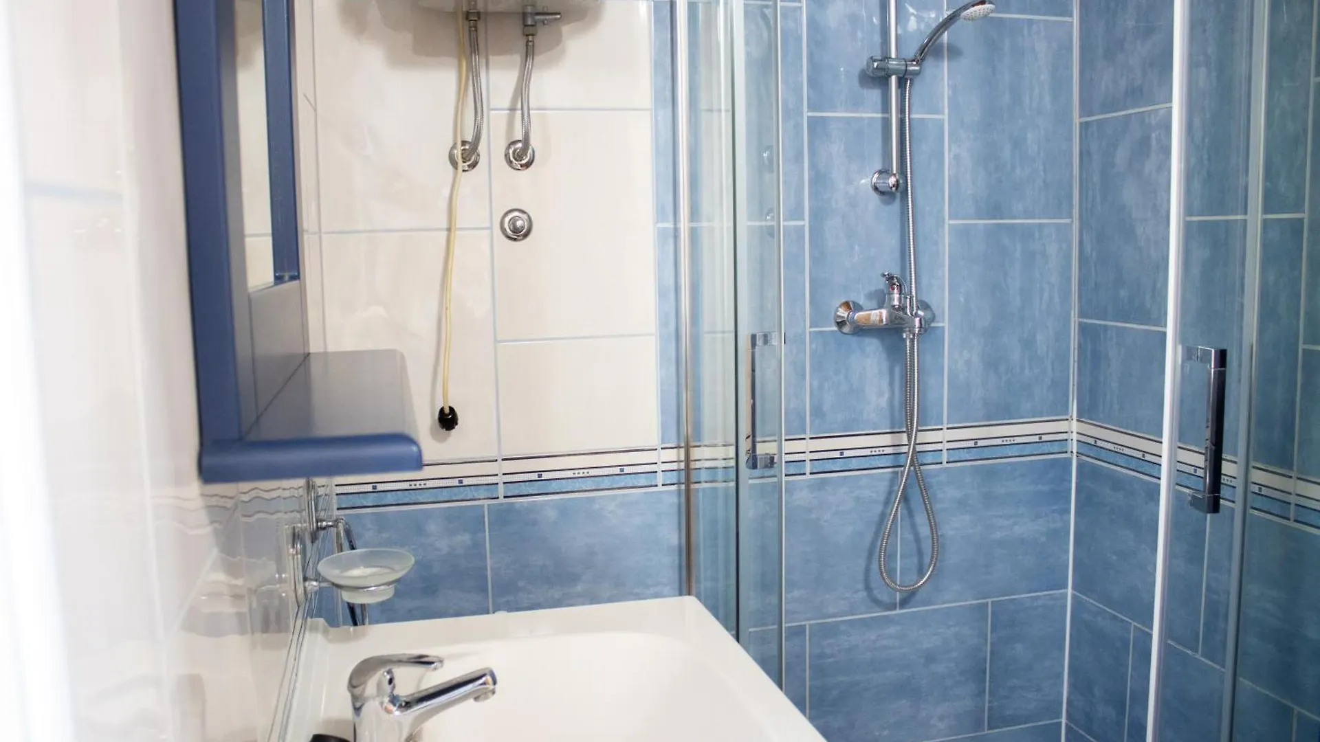 House Private Beach بيبينيا بيت للعطل