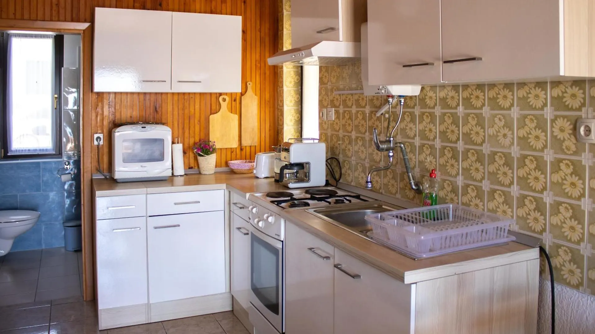 بيت للعطل House Private Beach بيبينيا